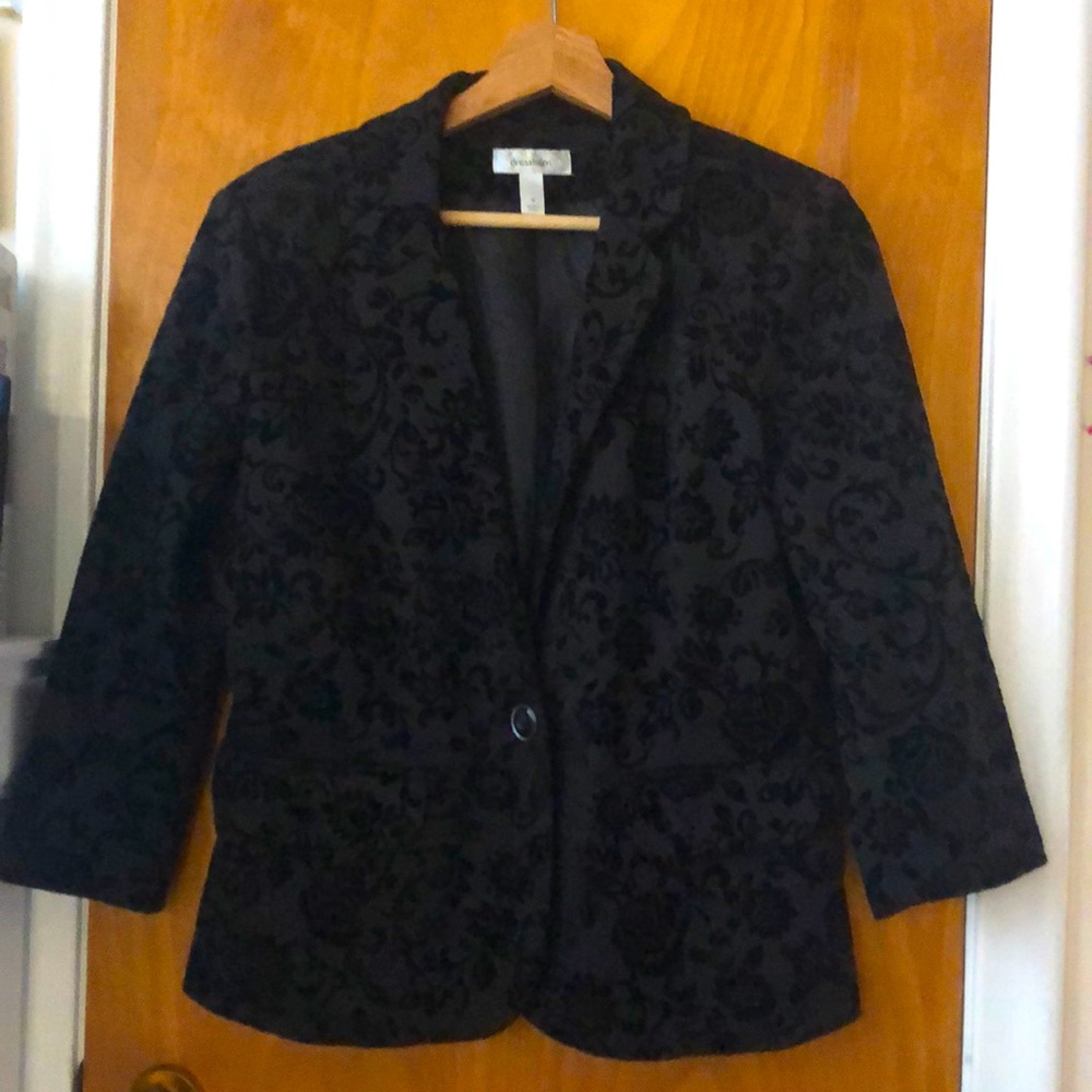 Dress Barn Size M Velvet Floral Blazer